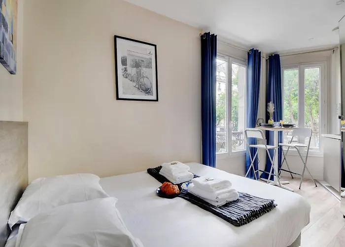 Chic - 2p - Canal Saint-martin